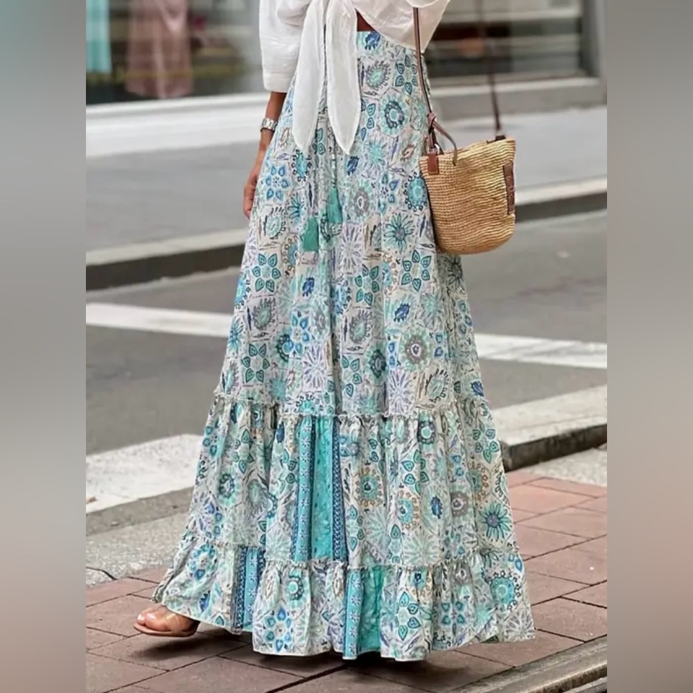 NWOT Summer Maxi Skirt
